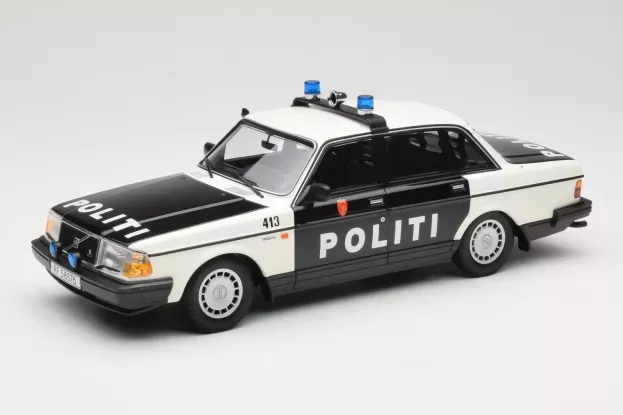Minichamps Volvo 240gl Norway Politi Police 1986 1:18 155171496
